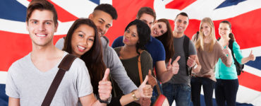 Иностранные студенты могут оставаться в Великобритании до 12 месяцев после окончания учебы